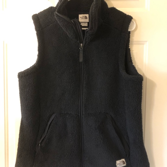 The North Face Women’s Black Long Sherpa Vest in Size Large - Picture 4 of 6